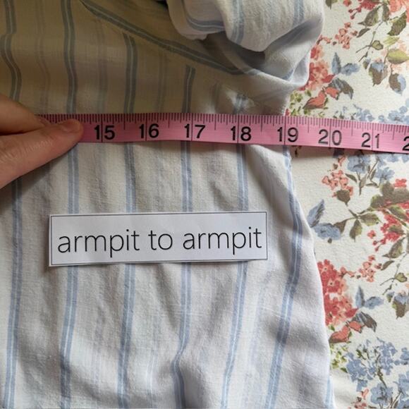 Hollister Womens Cropped Flowy Preppy Top Size S Bell Sleeves Striped Boho - Picture 5 of 8